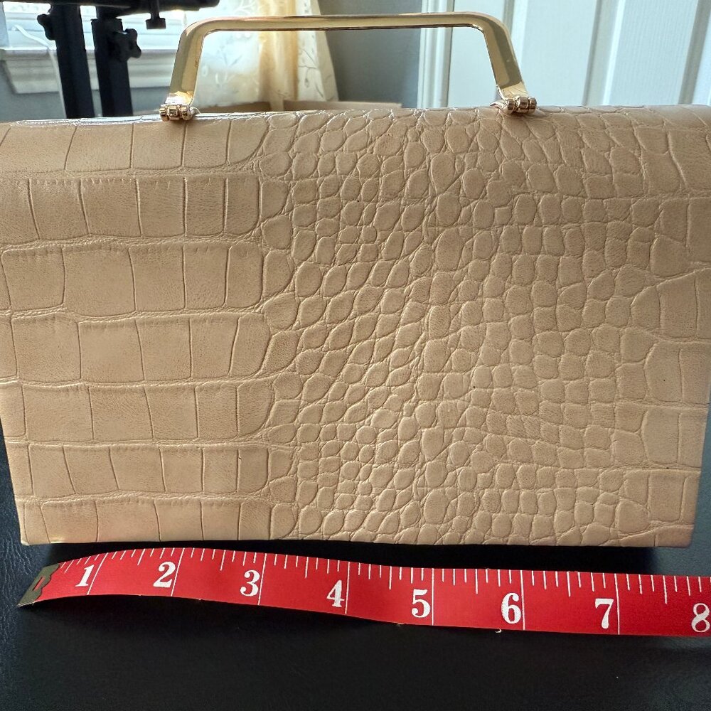Charming Tailor | Cream Crocodile Embossed Leather Clutch; Gold handles